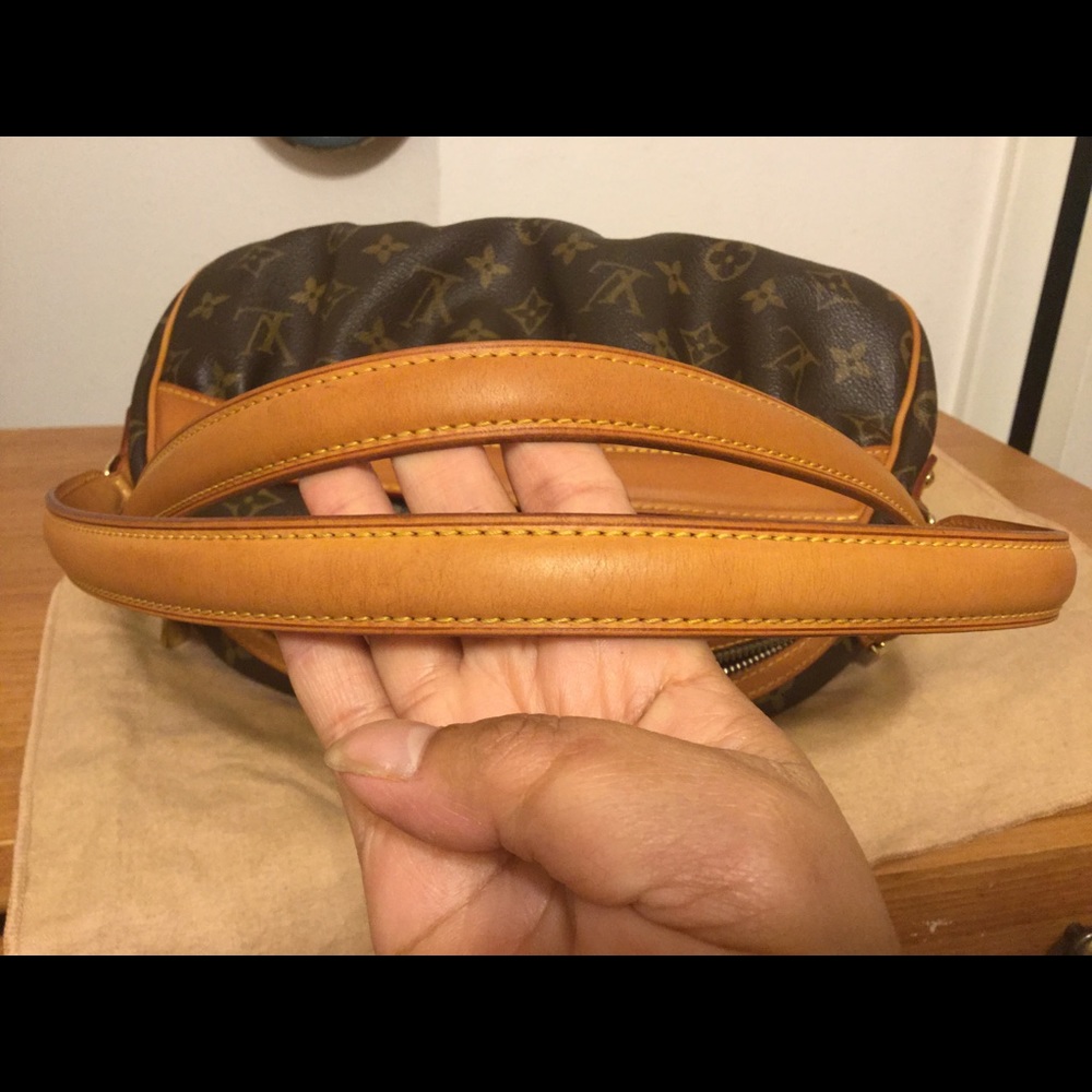 Louis Vuitton Vienna Klara SOLD ๐๐๐ - Picture 8 of 12